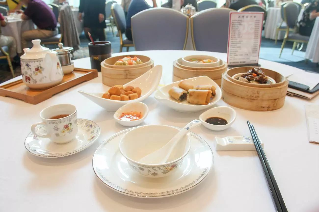 巷弄深处的独特早茶体验，最新早茶谈揭秘