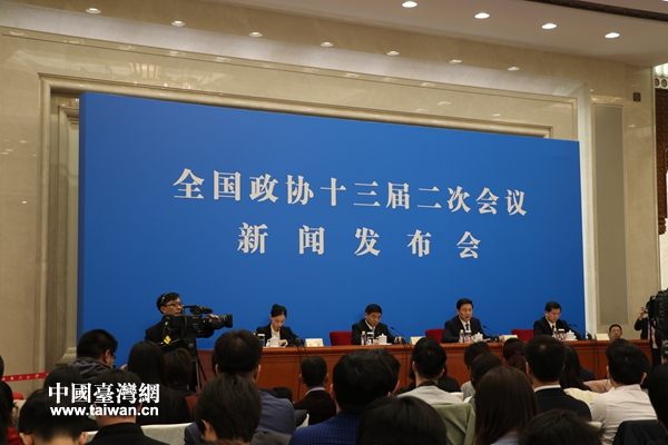 二会最新论述，聚焦两会热点，解读政策动向